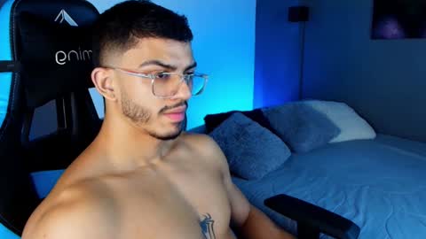 Snapshot of axel_stein03 chatting on 02.06.25 axel stein NEW ACCOUNT online show from 02.06.25