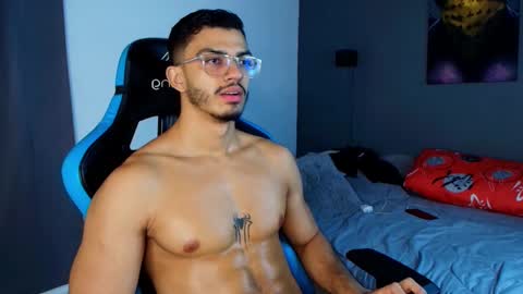 Snapshot of axel_stein03 chatting on 02.10.25 axel stein NEW ACCOUNT online show from 02.10.25