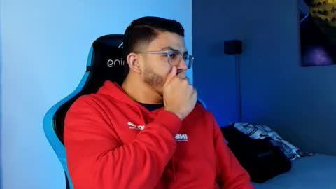 Snapshot of axel_stein03 chatting on 02.26.25 axel stein NEW ACCOUNT online show from 02.26.25