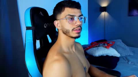 Snapshot of axel_stein03 chatting on 03.07.25 axel stein NEW ACCOUNT online show from 03.07.25