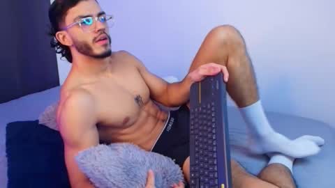 Snapshot of axel_stein03 chatting on 12.02.25 axel stein NEW ACCOUNT online show from 12.02.25