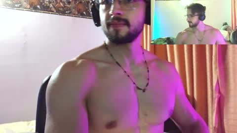 Snapshot of axelcr0ss chatting on 09.30.25 axelcr0ss online show from 09.30.25