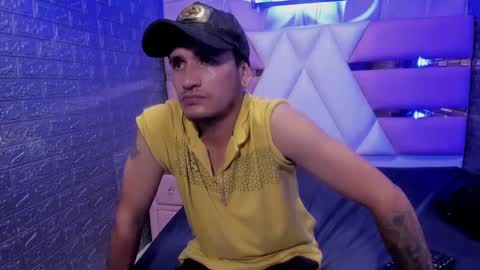 Axell Cross2 online show from 01.30.25