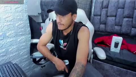 Axell Cross2 online show from 02.15.25