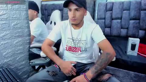 Axell Cross2 online show from 02.22.25