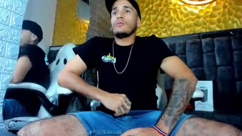 Axell Cross2 online show from 03.01.25