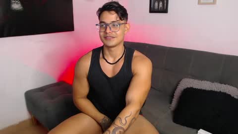 Snapshot of axell_dior chatting on 03.28.26 axell online show from 03.28.26