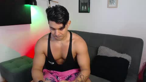 Snapshot of axell_dior chatting on 04.19.26 axell online show from 04.19.26
