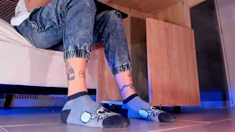 Snapshot of axellcollins chatting on 01.24.25 im your little femboy ALEX online show from 01.24.25