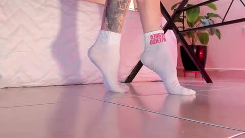 Snapshot of axellcollins chatting on 09.15.25 im your little femboy ALEX online show from 09.15.25