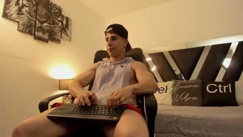 axelmartinezz online show from 04.23.26