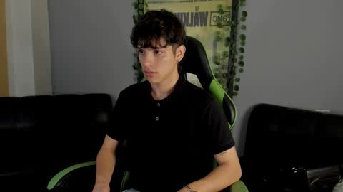 Axel Raven online show from 12.05.24