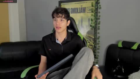 Axel Raven online show from 12.27.24