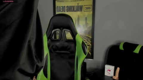 Axel Raven online show from 01.16.25