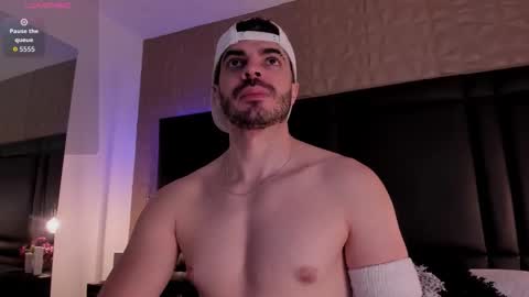 Snapshot of axelthompsom chatting on 11.07.25 Axel Thompsom online show from 11.07.25