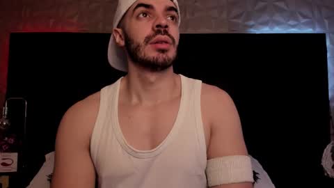 Snapshot of axelthompsom chatting on 11.10.25 Axel Thompsom online show from 11.10.25