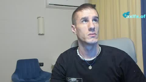 Snapshot of axl_fx chatting on 05.19.26 Axl online show from 05.19.26