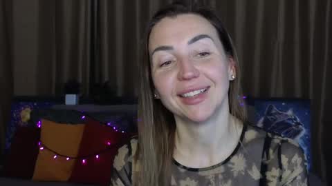 Snapshot of ay_kiss_jully chatting on 02.22.25 Jully online show from 02.22.25