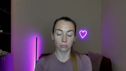 Snapshot of ay_kiss_jully chatting on 03.05.25 Jully online show from 03.05.25