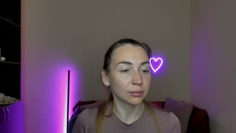 Snapshot of ay_kiss_jully chatting on 03.05.25 Jully online show from 03.05.25