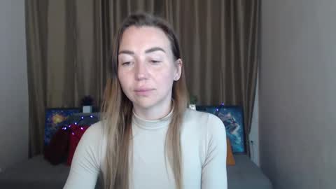 Snapshot of ay_kiss_jully chatting on 03.11.25 Jully online show from 03.11.25