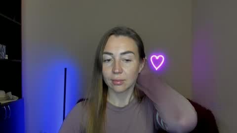 Snapshot of ay_kiss_jully chatting on 03.12.25 Jully online show from 03.12.25