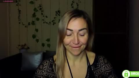 Snapshot of ay_kiss_jully chatting on 01.09.26 Jully online show from 01.09.26