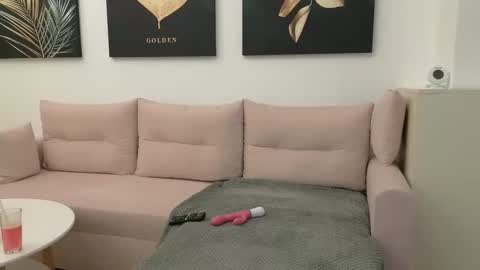 Ayabellle online show from 09.15.25