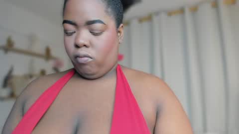 Snapshot of ayanaa_ebony_ chatting on 07.15.26 Ayana online show from 07.15.26