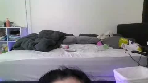 Snapshot of ayanaababy chatting on 10.25.25 ayanaababy online show from 10.25.25