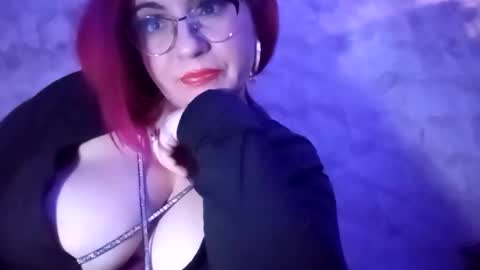 Snapshot of ayannalexy chatting on 12.01.25 Ayanna online show from 12.01.25