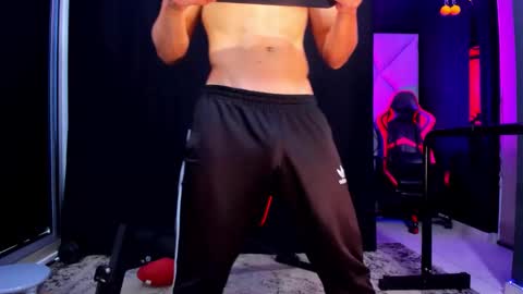 Snapshot of aydenmillerdom chatting on 10.27.25 Ayden Miller online show from 10.27.25