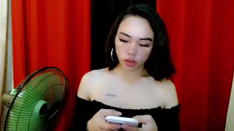 Snapshot of ayesha_x chatting on 10.24.25 ayesha_x online show from 10.24.25