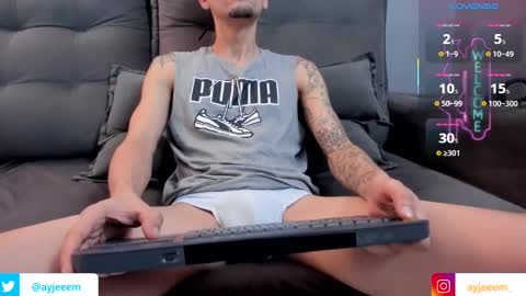 Snapshot of ayjeeem chatting on 02.01.26 Andr online show from 02.01.26