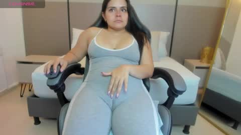 Alyda Jaramillo online show from 04.27.26