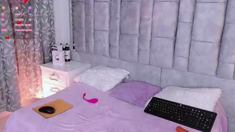 ayla_han online show from 07.11.26
