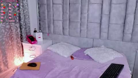 ayla_han online show from 07.29.26