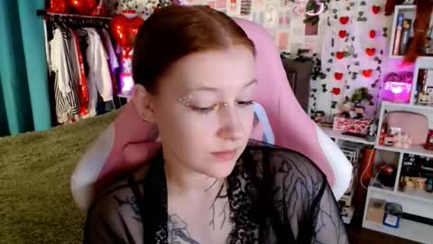 Ayla hill online show from 03.20.26