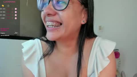 Snapshot of aylaislem chatting on 02.08.25 SandyMODELINDEPENDIENT online show from 02.08.25