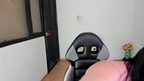 Snapshot of aylaislem chatting on 09.21.25 SandyMODELINDEPENDIENT online show from 09.21.25