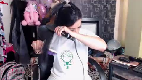 AyleenZJ online show from 12.31.24