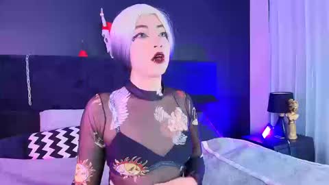 Snapshot of aylen_darkmoor chatting on 01.08.26 Aylen online show from 01.08.26