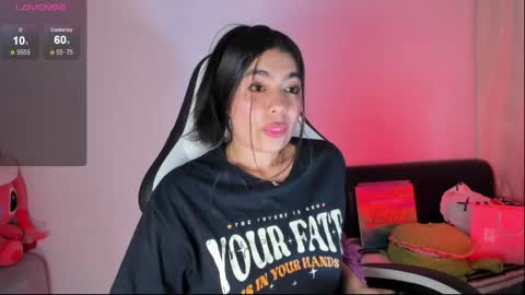 Snapshot of aylenmiller_ chatting on 05.22.26 Aylen online show from 05.22.26