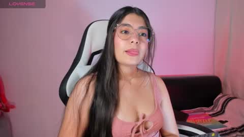 Snapshot of aylenmiller_ chatting on 07.23.26 Aylen online show from 07.23.26