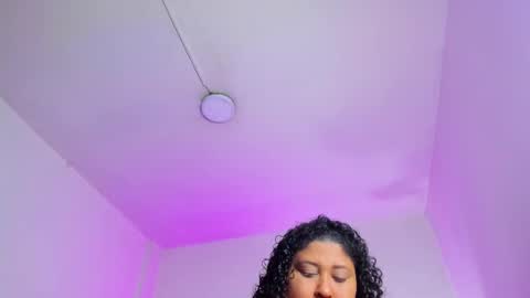 Ayliinn  online show from 12.22.25