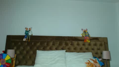 Aylin online show from 12.16.25