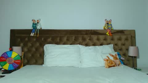 Aylin online show from 12.18.25