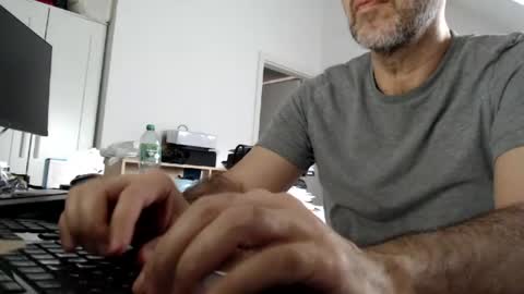 Snapshot of aylinniyerim chatting on 07.26.26 aylinniyerim online show from 07.26.26