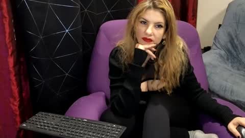 Dominatrix Queen online show from 02.17.25