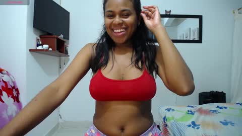 aynaraross1 online show from 12.11.24